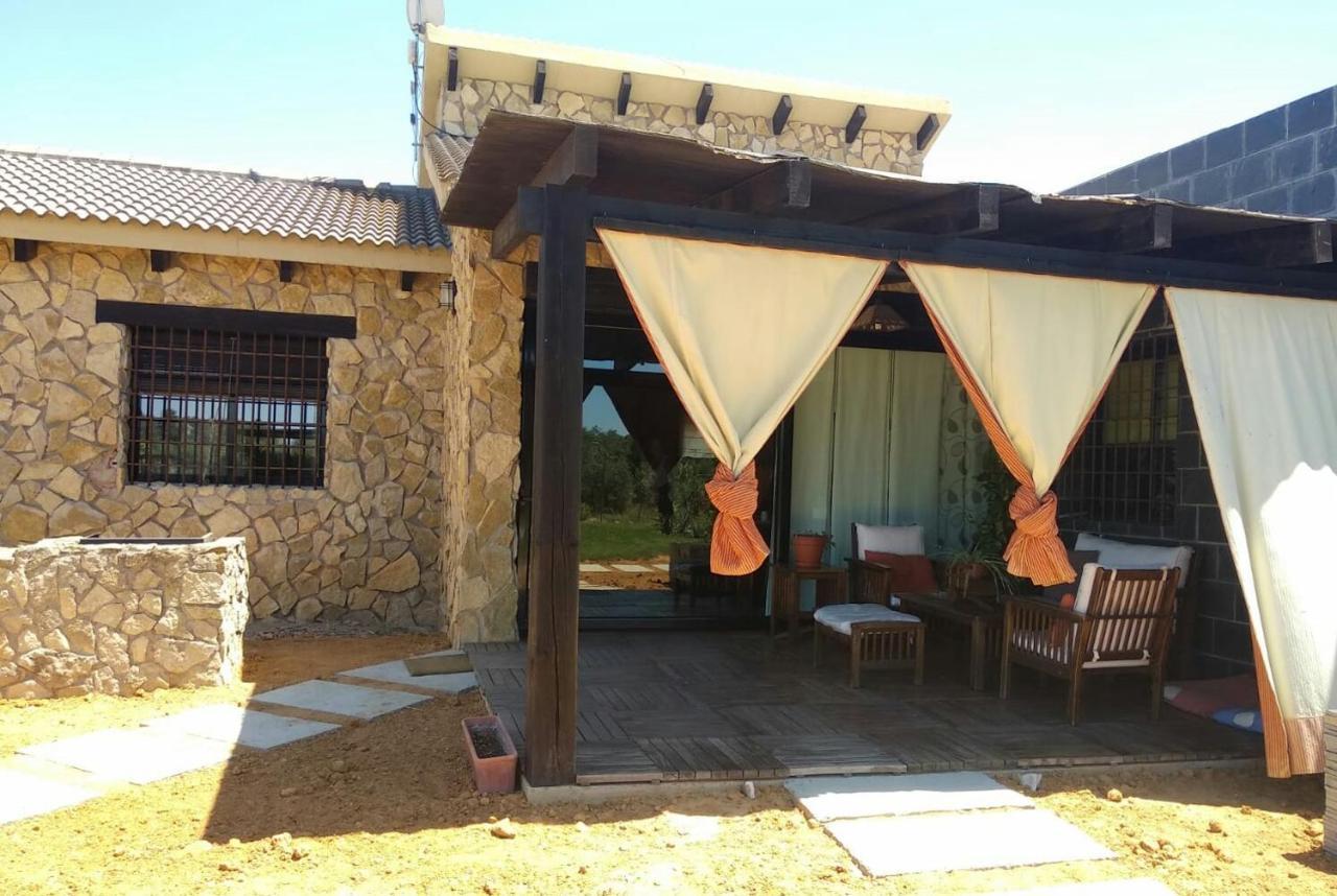 Casa Ecuestre Carmen Martinez Bed & Breakfast Fuente Palmera Bagian luar foto